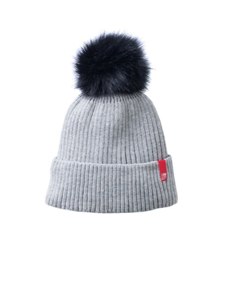 Pom Pom Beanie